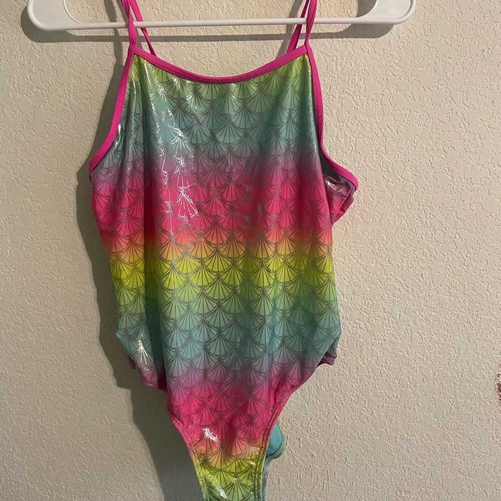 One piece bathing suit